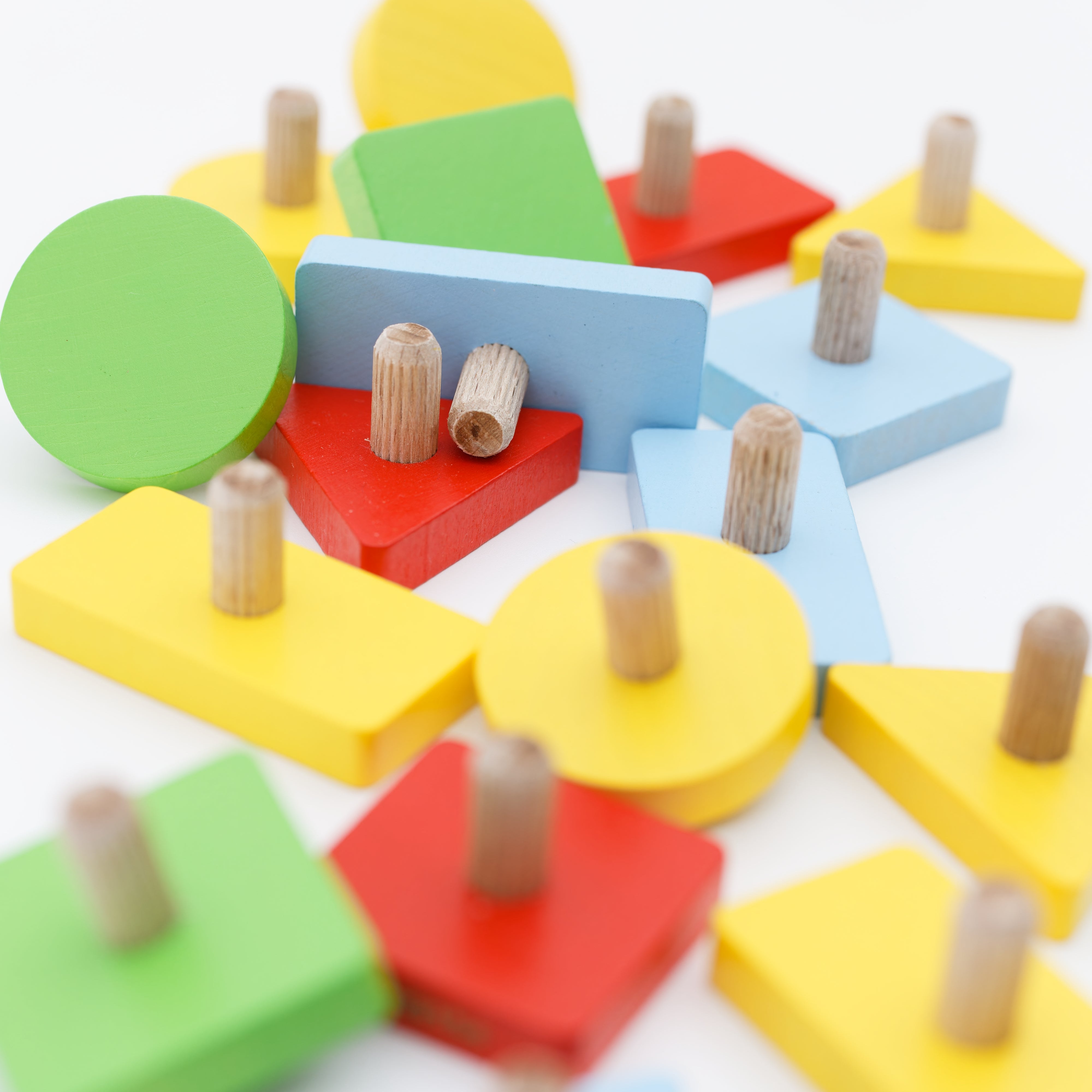Stecker für Lochplatte Spielbogen